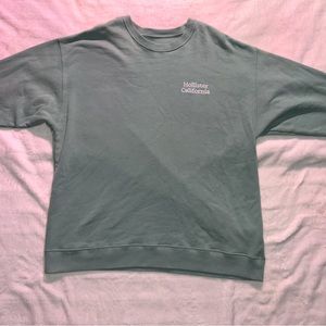 HOLLISTER CREWNECK
